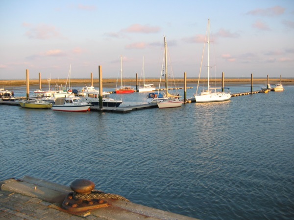 Bootssteg am Hafen Spiekeroog